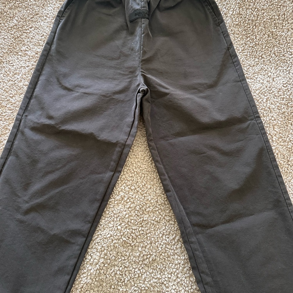 Essentials kids pants SZ 8 - Picture 9 of 10